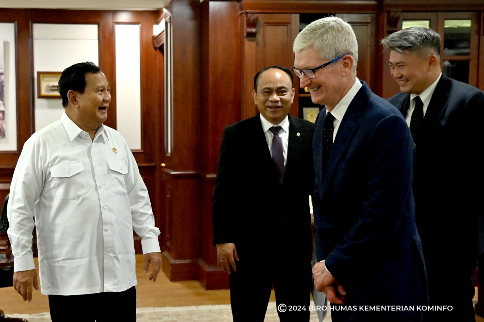 Prabowo Subianto terima Bos Apple Tim Cook Prabowo Subianto terima Bos Apple Tim Cook