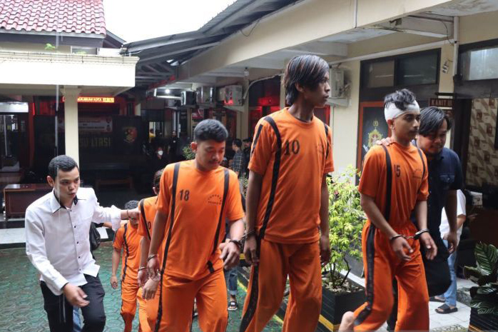Polisi tangkap delapan pemuda terlibat kekerasan dengan senjata tajam