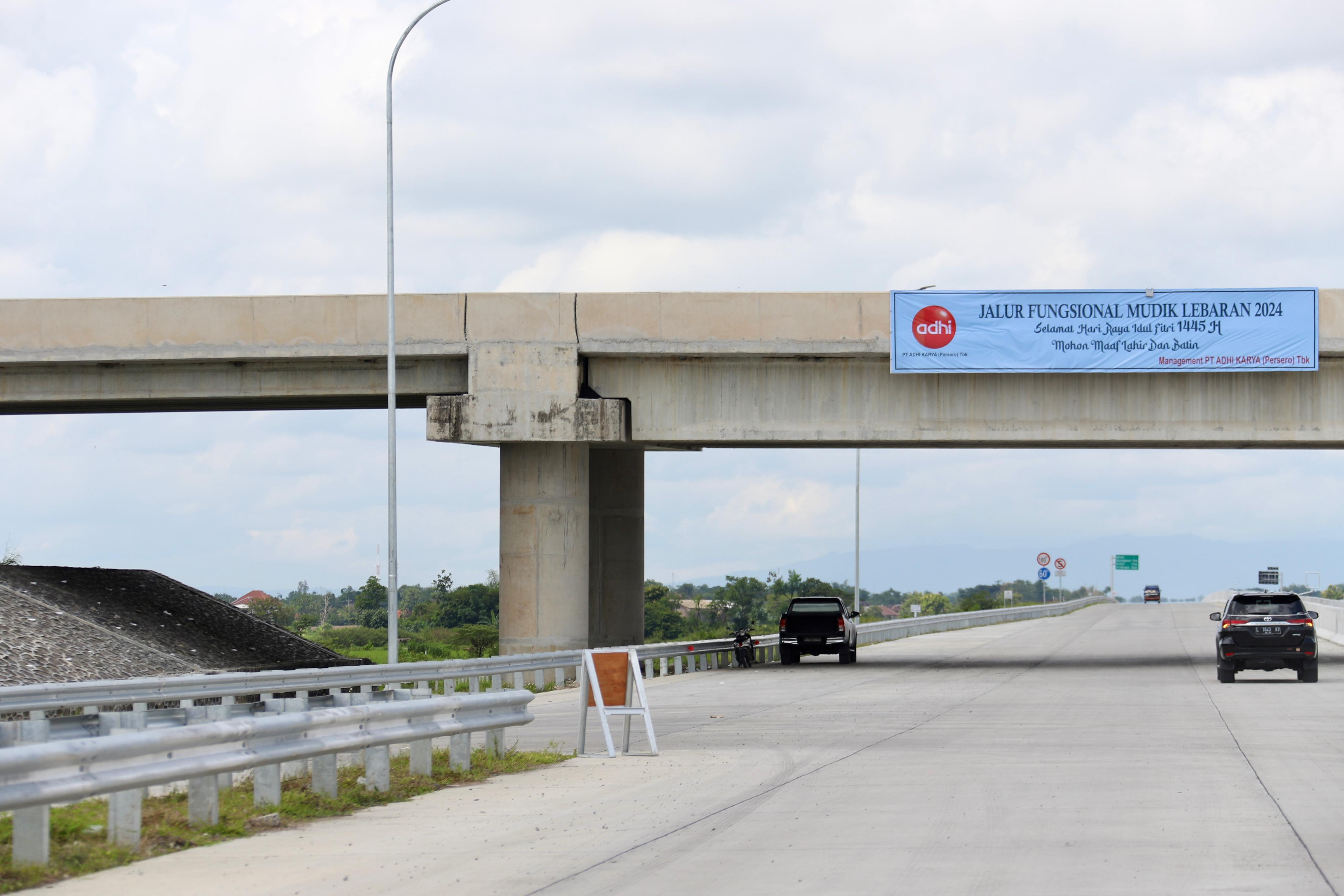 Masih minim sarana, Tol Fungsional Solo - Jogja dibuka mulai jam 6 pagi sampai 5 sore Masih minim sarana, Tol Fungsional Solo - Jogja dibuka mulai jam 6 pagi sampai 5 sore