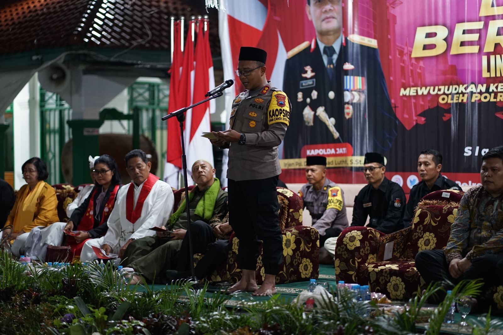 Polres Tegal gelar doa bersama untuk ciptakan suasana damai dalam Pilkada 2024 Polres Tegal gelar doa bersama untuk ciptakan suasana damai dalam Pilkada 2024