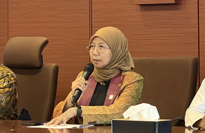 Pemilik kendaraan listrik dapat mengisi daya di Kantor PLN