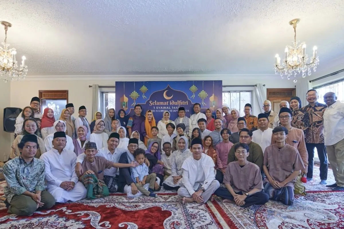 Kerukunan dalam suka cita WNI dan Diaspora merayakan Idulfitri di Kenya Kerukunan dalam suka cita WNI dan Diaspora merayakan Idulfitri di Kenya