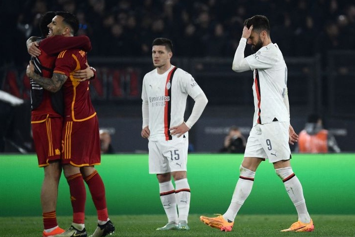 Pioli sebut Milan tinggalkan Liga Europa dengan penyesalan