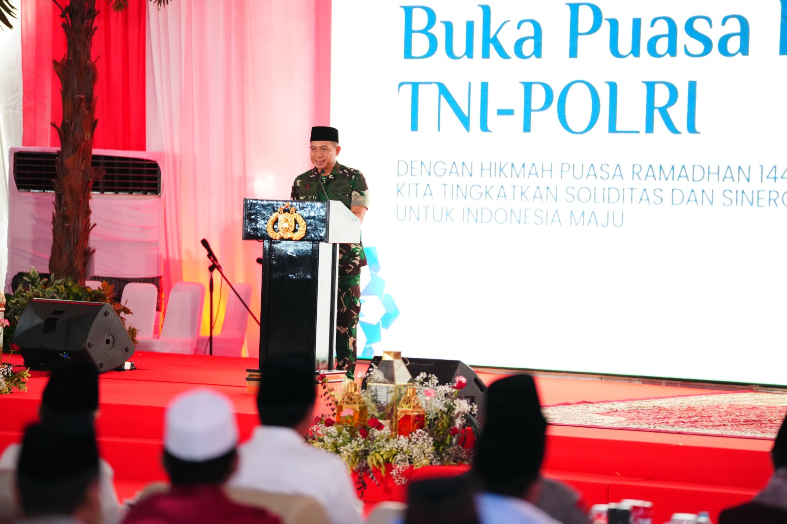 Pererat sinergitas dan soliditas, TNI-Polri gelar buka puasa bersama Pererat sinergitas dan soliditas, TNI-Polri gelar buka puasa bersamaÂ