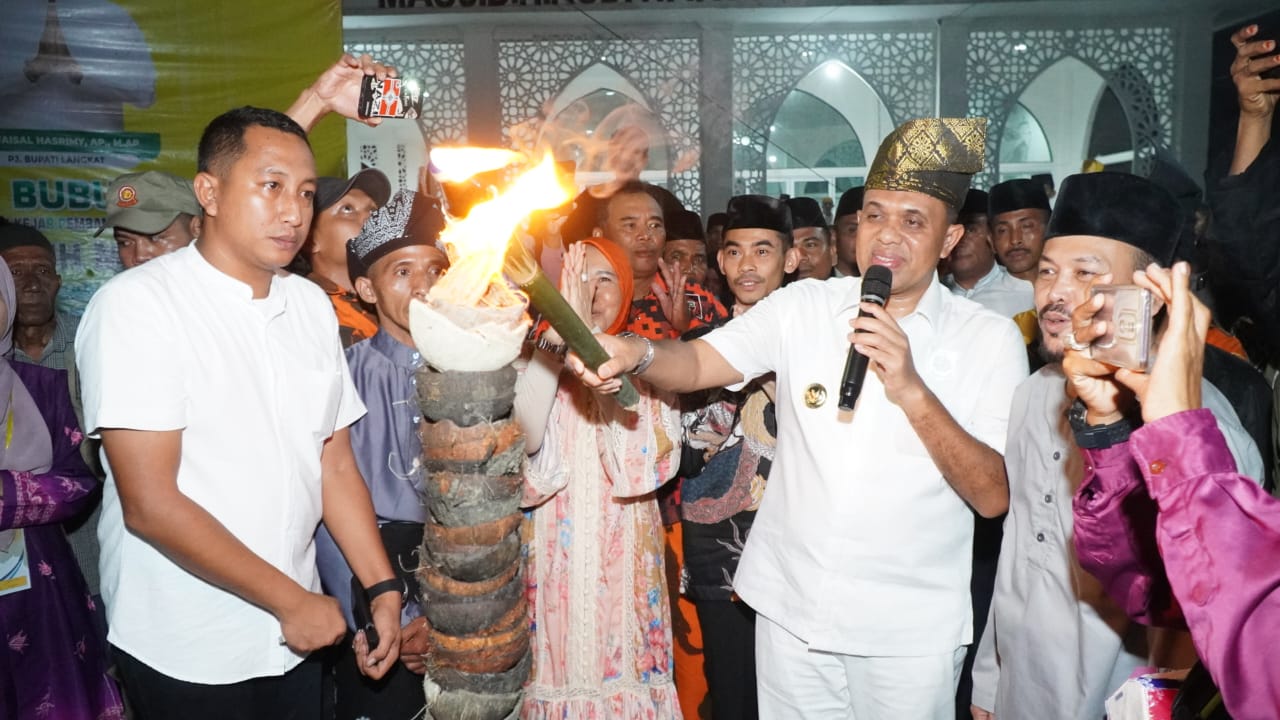 Pawai Suluh Maryam 27 Ramadan masuk event Kabupaten Langkat Pawai Suluh Maryam 27 Ramadan masuk event Kabupaten Langkat