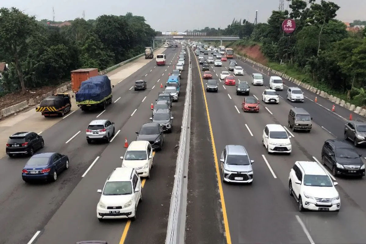 Pakar ingatkan pemahaman pengendara tentang contraflow harus ditingkatkan Pakar ingatkan pemahaman pengendara tentang contraflow harus ditingkatkan