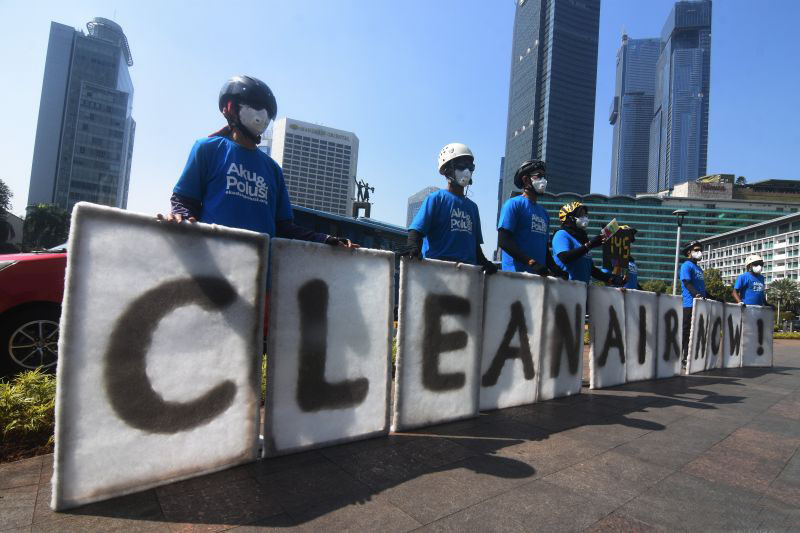 Kualitas udara di Jakarta masuk kategori sedang pada Jumat pagi