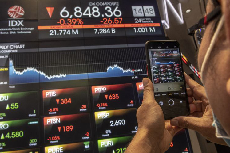 IHSG Senin dibuka menguat 12,20 poin IHSG Senin dibuka menguat 12,20 poin