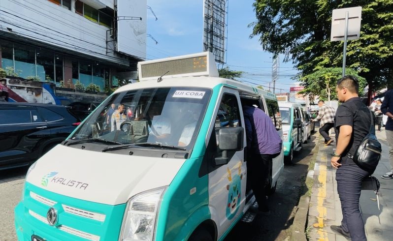 Angkot listrik Bogor angkut 500 penumpang dalam sepekan