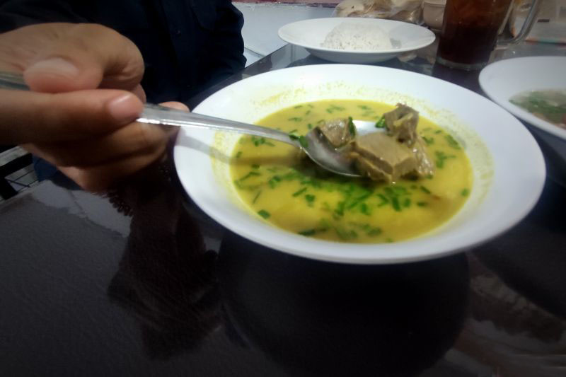 Meliewati Cirebon, jangan lewatkan sensasi Empal Gentong Sehat Meliewati Cirebon, jangan lewatkan sensasi Empal Gentong Sehat