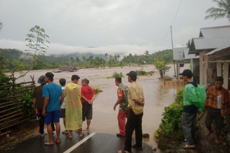 Dua desa di Kabupaten Lebong Bengkulu terendam banjir