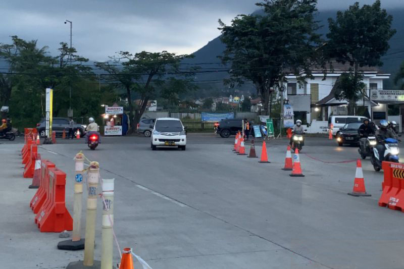 Pemkab Garut pastikan jalan akses ke gerbang Tol Cigatas sudah siap