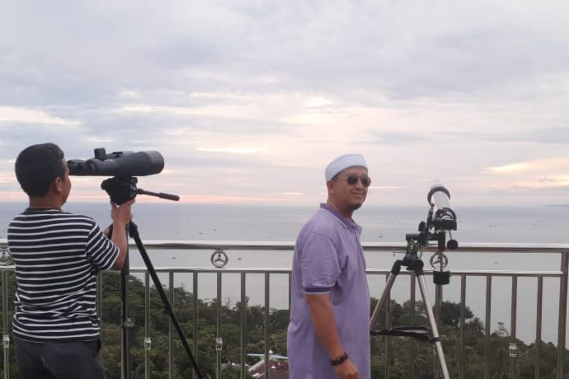 Hilal 1 Syawal 1445 H terlihat di POB Cibeas Sukabumi Hilal 1 Syawal 1445 H terlihat di POB Cibeas Sukabumi