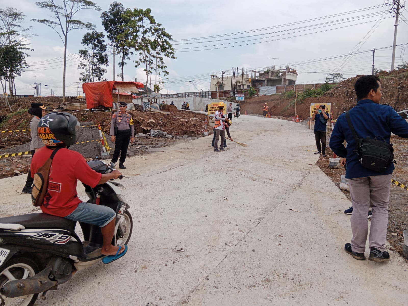 Urai kemacetan, Polres Magelang Kota ujicoba Fly Over Simpang Canguk Urai kemacetan, Polres Magelang Kota ujicoba Fly Over Simpang Canguk