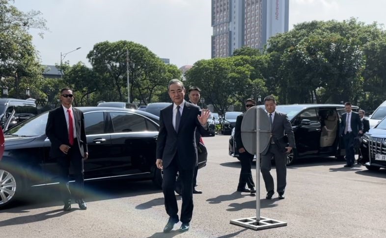 Menlu China Wang Yi temui Presiden Jokowi di istana Menlu China Wang Yi temui Presiden Jokowi di istana