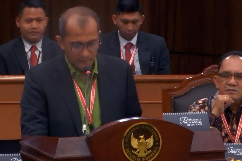 Eddy Hiariej sebut permohonan AMIN dan Ganjar-Mahfud bukan wewenang MK Eddy Hiariej sebut permohonan AMIN dan Ganjar-Mahfud bukan wewenang MK