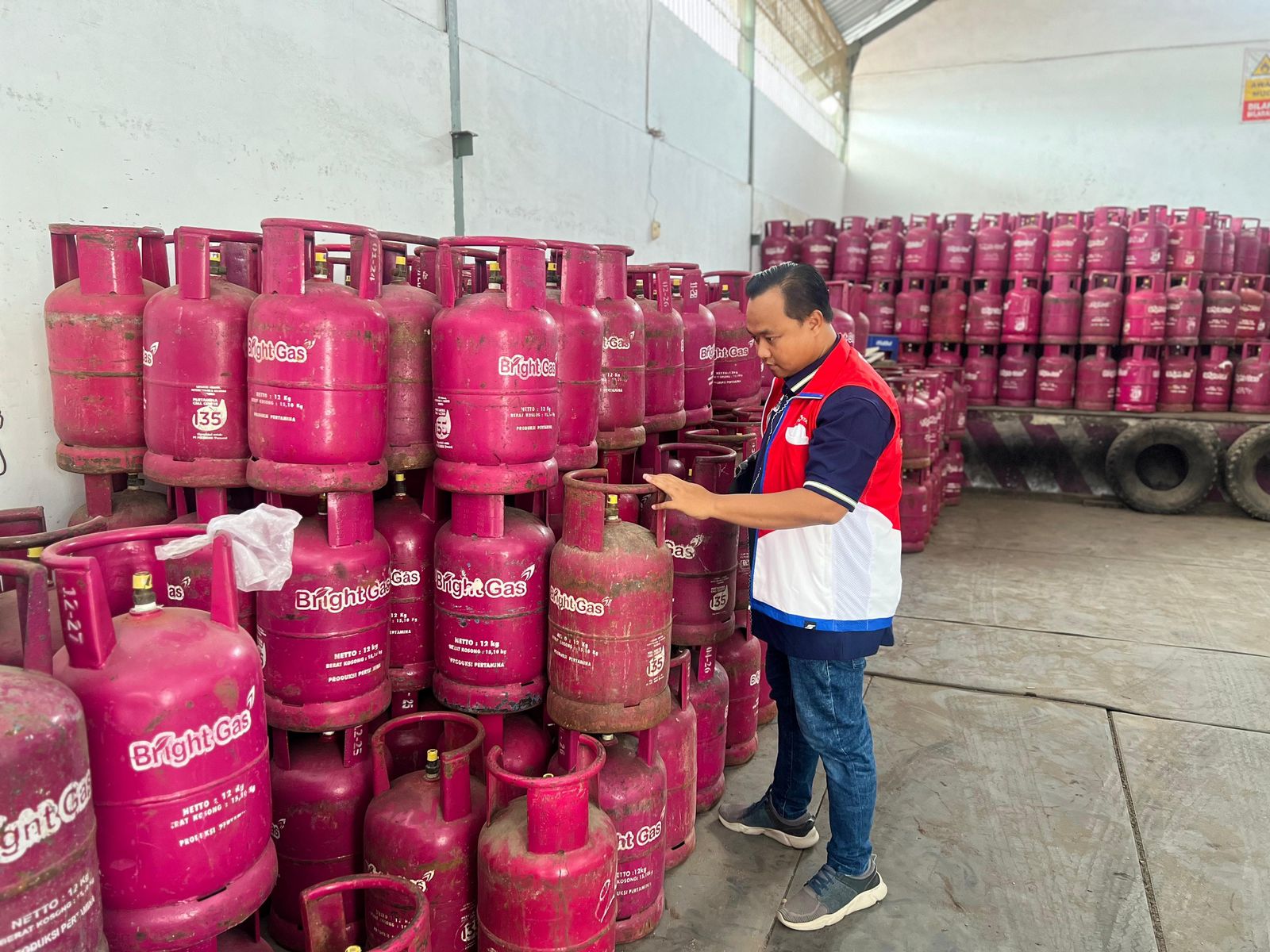 Pertamina pastikan stok LPG aman di wilayah Papua Barat Daya selama RAFI 2024 Pertamina pastikan stok LPG aman di wilayah Papua Barat Daya selama RAFI 2024