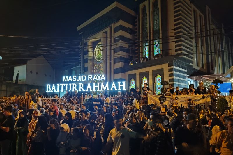 Polda Bali siagakan ratusan personel amankan pawai malam takbiran Polda Bali siagakan ratusan personel amankan pawai malam takbiran