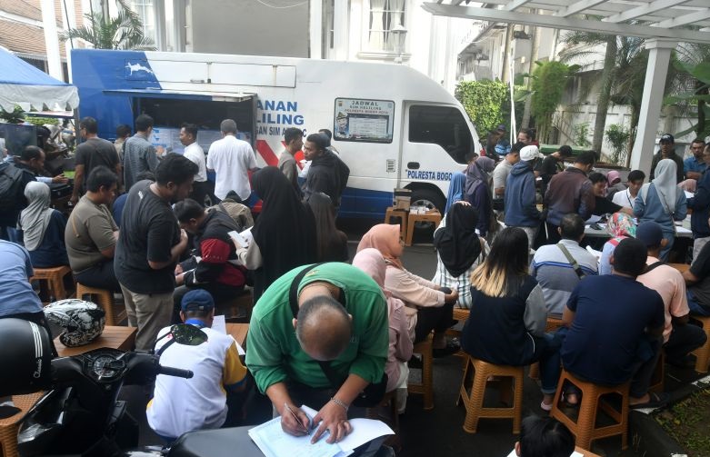 Sabtu, layanan SIM keliling tersedia di lima lokasi DKI Jakarta Sabtu, layanan SIM keliling tersedia di lima lokasi DKI Jakarta