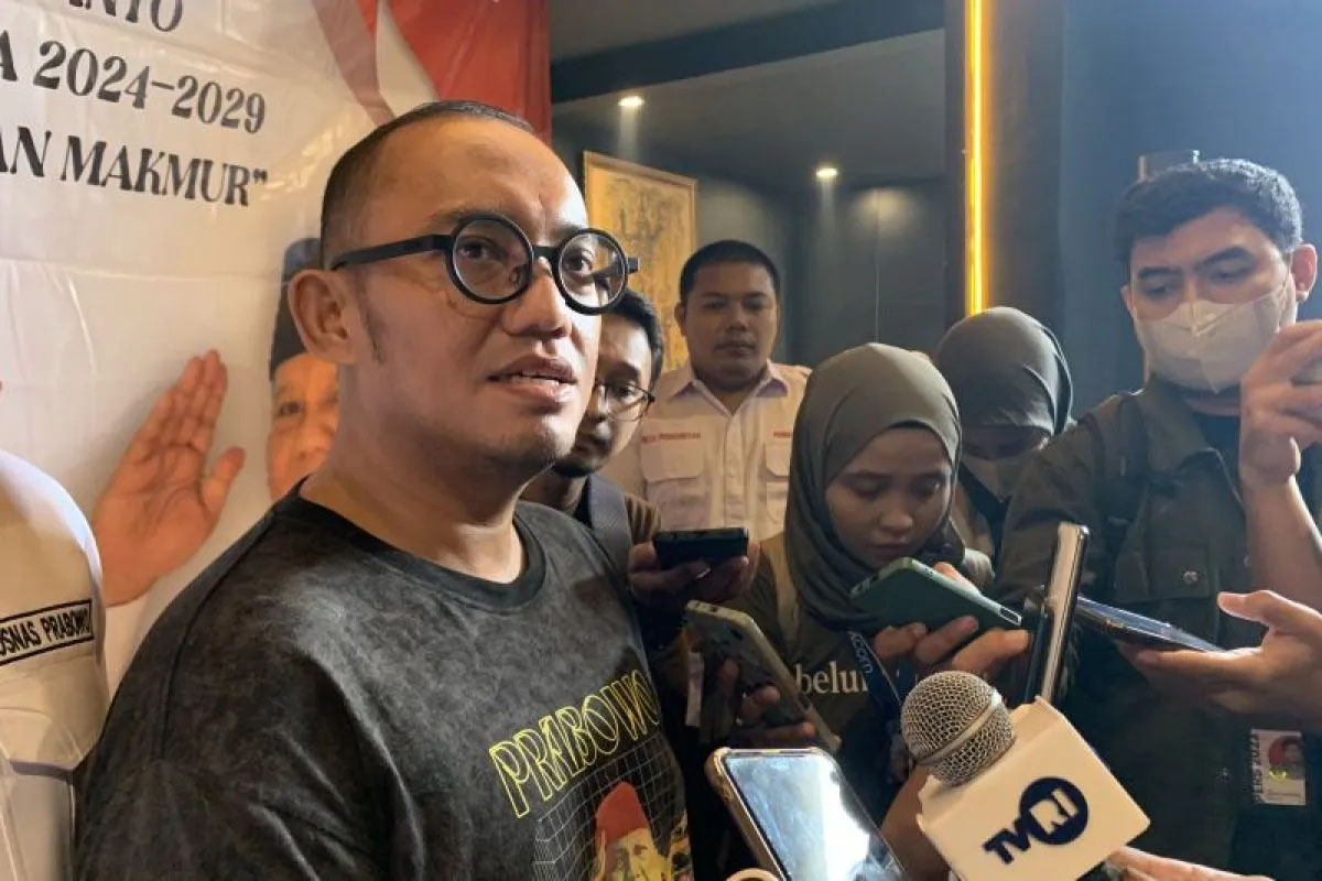 Jubir Prabowo Dahnil Anzar Simanjuntak sebut Prabowo besok hadir di KPU Jubir Prabowo Dahnil Anzar Simanjuntak sebut Prabowo besok hadir di KPU
