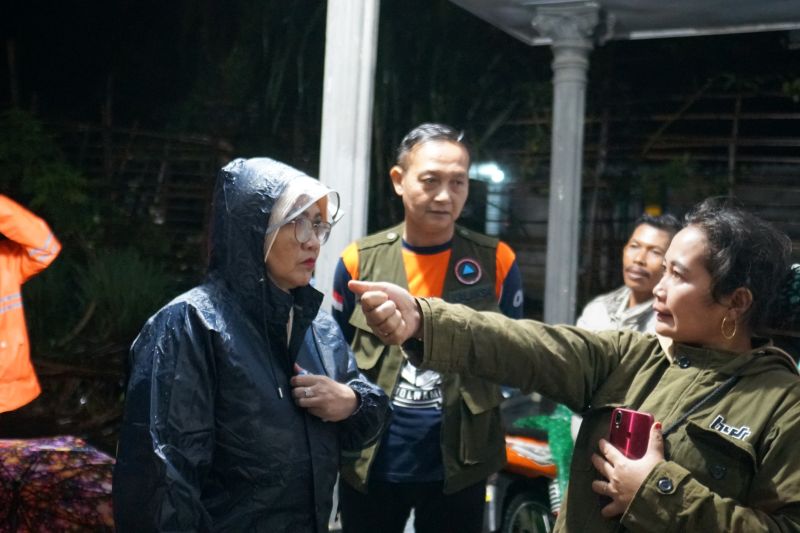 Pemkab Lumajang gerak cepat tangani banjir lahar dingin Gunung Semeru Pemkab Lumajang gerak cepat tangani banjir lahar dingin Gunung Semeru