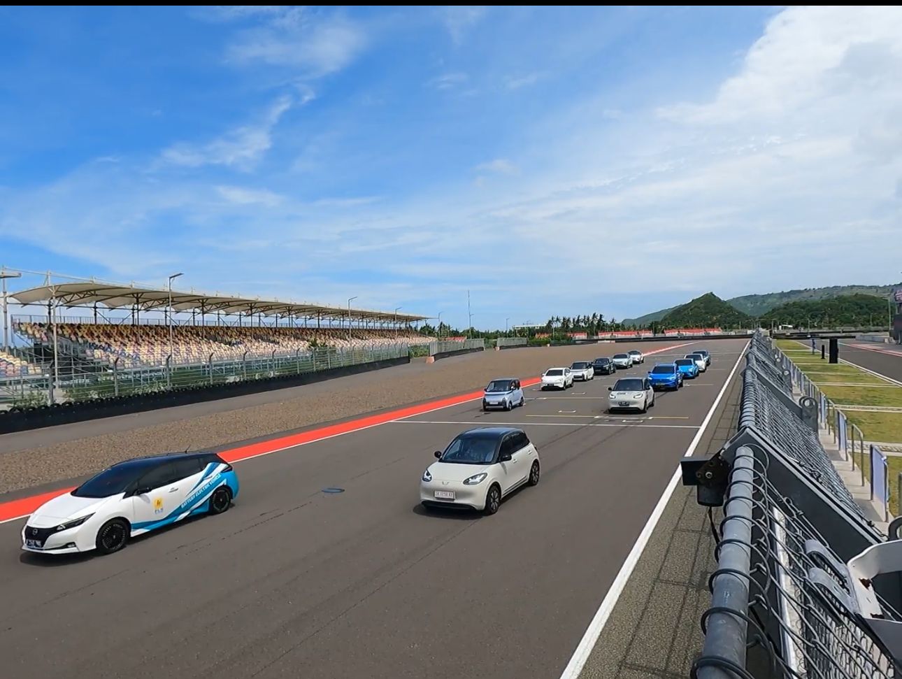 PLN Icon Plus sukses gelar EV Journey Experience, Jakarta - Mandalika tanpa hambatan PLN Icon Plus sukses gelar EV Journey Experience, Jakarta - Mandalika tanpa hambatan