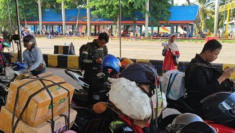 Jumlah kendaraan di Pelabuhan Bakauheni melonjak pada H+2 lebaran