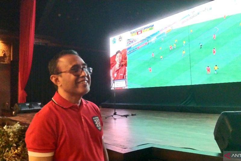 Pemkot Denpasar pasang monitor jumbo untuk nobar Indonesia vs Uzbek Pemkot Denpasar pasang monitor jumbo untuk nobar Indonesia vs Uzbek