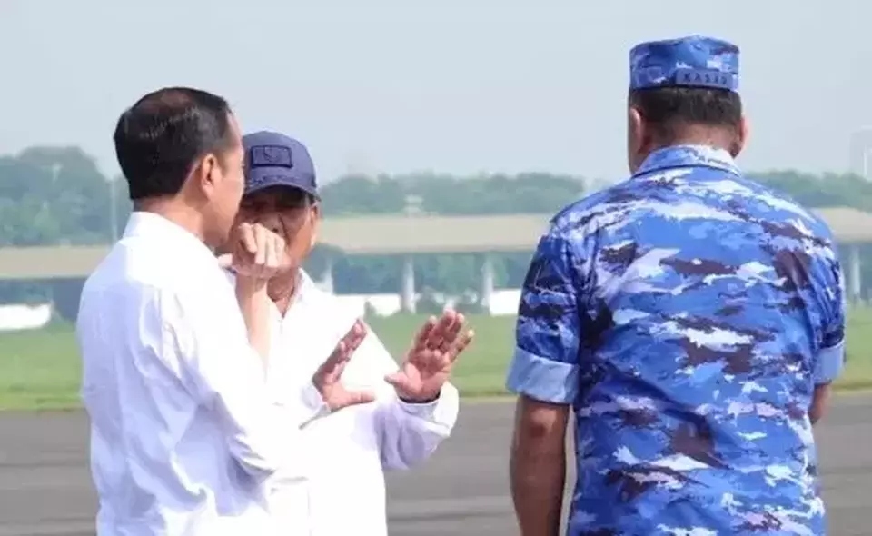 Prabowo muluskan air dropping bantuan RI ke Gaza via udara diapresiasi warganet Prabowo muluskan air dropping bantuan RI ke Gaza via udara diapresiasi warganet