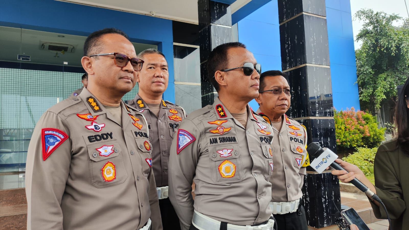 Daihatsu Grandmax kelebihan muatan, oleng dan tak ada upaya rem Daihatsu Grandmax kelebihan muatan, oleng dan tak ada upaya rem