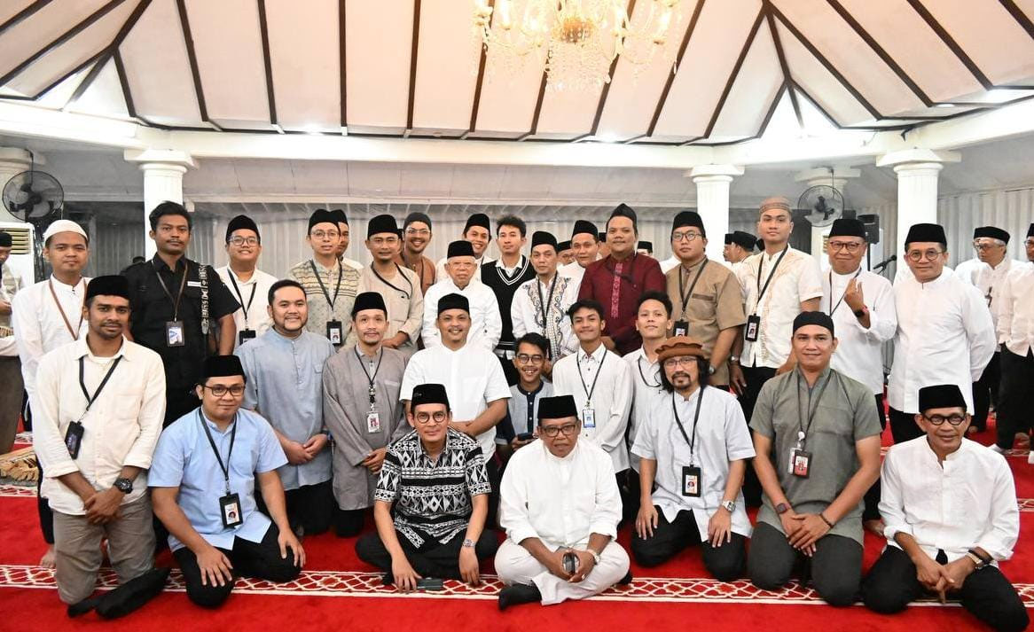 Wapres singgung peran jurnalis dalam menyatukan masyarakat dan pemerintah Wapres singgung peran jurnalis dalam menyatukan masyarakat dan pemerintah