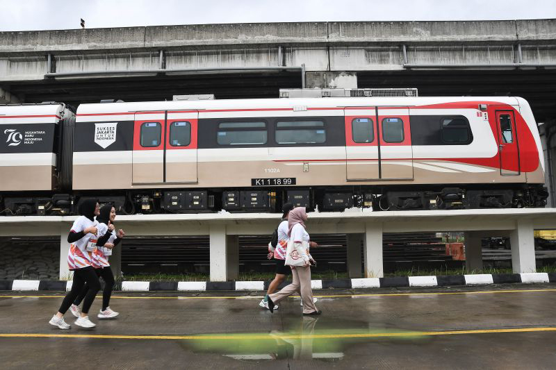 Pembangunan LRT Jakarta capai 39,83 persen per Desember