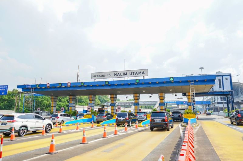 H+3 Natal. lalin di sekitar Tol Jabotabek dan Jabar naik H+3 Natal. lalin di sekitar Tol Jabotabek dan Jabar naik