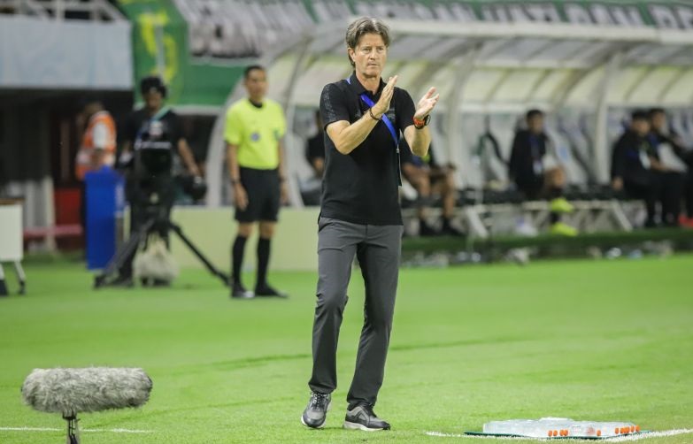 Pelatih Borneo apresiasi pemain-pemainnya meski kalah dari Persebaya Pelatih Borneo apresiasi pemain-pemainnya meski kalah dari Persebaya