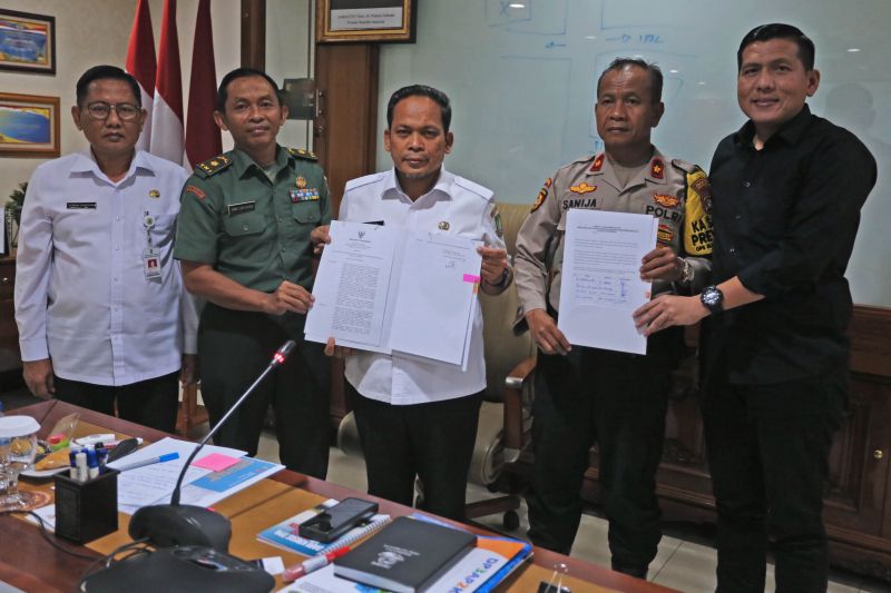 Kota Tangerang tetapkan status darurat bencana hidrometeorologi Kota Tangerang tetapkan status darurat bencana hidrometeorologi