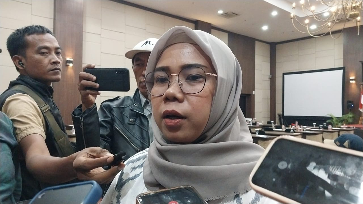 Pilkada Bekasi 2024: Tri-Haris menang, unggul 7079 dari Heri-Solihin Pilkada Bekasi 2024: Tri-Haris menang, unggul 7079 dari Heri-Solihin