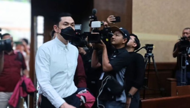 Harvey Moeis tegaskan pesan kepada anak bahwa dirinya bukan koruptor Harvey Moeis tegaskan pesan kepada anak bahwa dirinya bukan koruptor