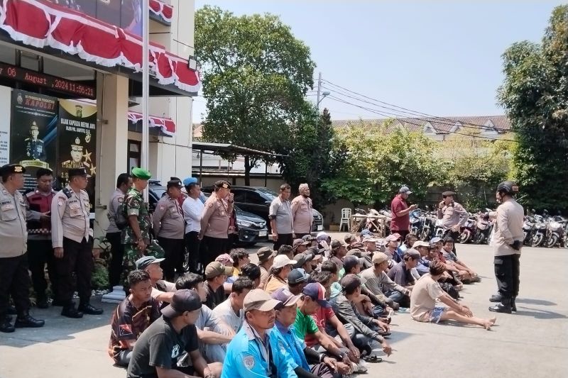Pengemudi ojek daring selamat dari aksi begal motor di Jakarta Utara