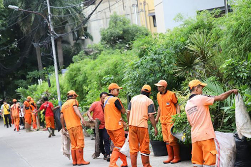 Antisipasi banjir, Jakpus gerebek lumpur di kawasan Sawah Besar