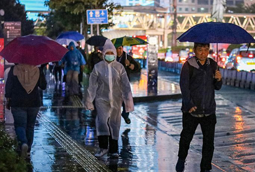 Jakarta diprakirakan hujan ringan pada sore hingga malam hari Jakarta diprakirakan hujan ringan pada sore hingga malam hari