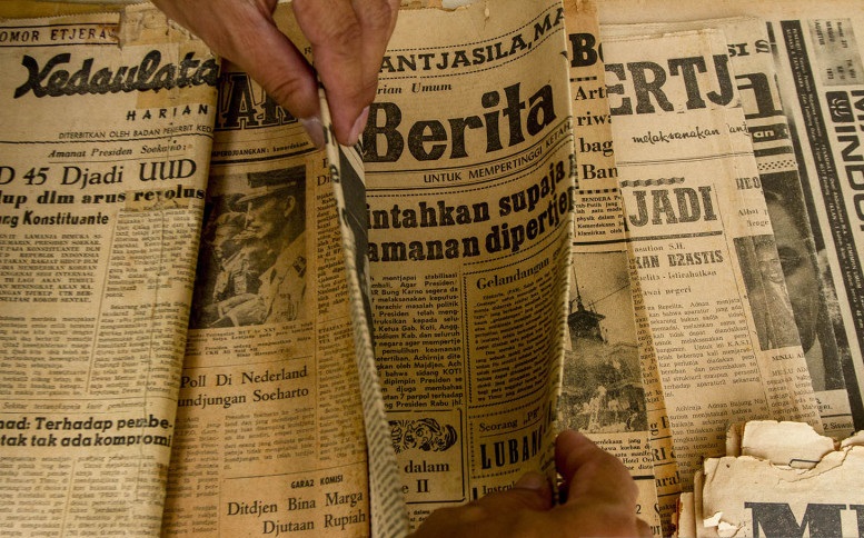 Cara cerdas media cetak melawan media digital Cara cerdas media cetak melawan media digital