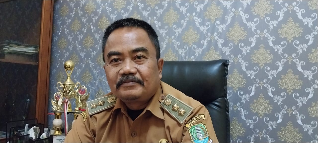 Kerap jadi lokasi banjir terparah, Lurah Bintara lakukan antisipasi ini Kerap jadi lokasi banjir terparah, Lurah Bintara lakukan antisipasi ini