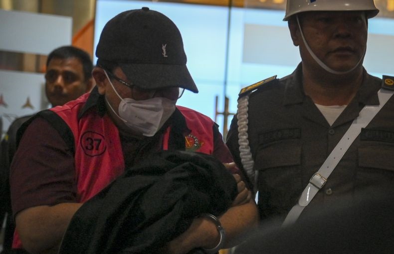 Heru Hanindyo tersangka suap vonis Ronald Tannur ajukan praperadilan Heru Hanindyo tersangka suap vonis Ronald Tannur ajukan praperadilan