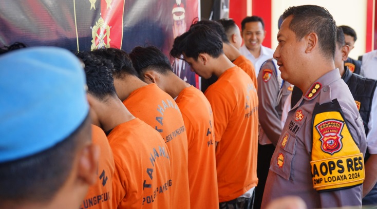 Sebelas pelaku pengrusakan di Pameungpeuk ditangkap petugas Sebelas pelaku pengrusakan di Pameungpeuk ditangkap petugas