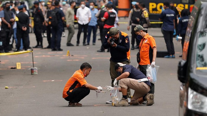 07 Desember 2022: Ledakan bom bunuh diri di Polsek Astanaanyar Kota Bandung