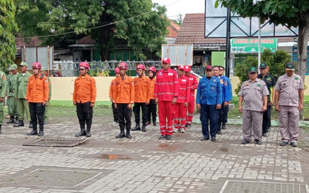 Pemerintah Kecamatan Adiwerna gelar apel kesiapsiagaan Nataru dan kebencanaan Pemerintah Kecamatan Adiwerna gelar apel kesiapsiagaan Nataru dan kebencanaan