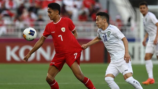 Babak pertama laga fase Grub B Indonesia melawan Myanmar tanpa gol Babak pertama laga fase Grub B Indonesia melawan Myanmar tanpa gol