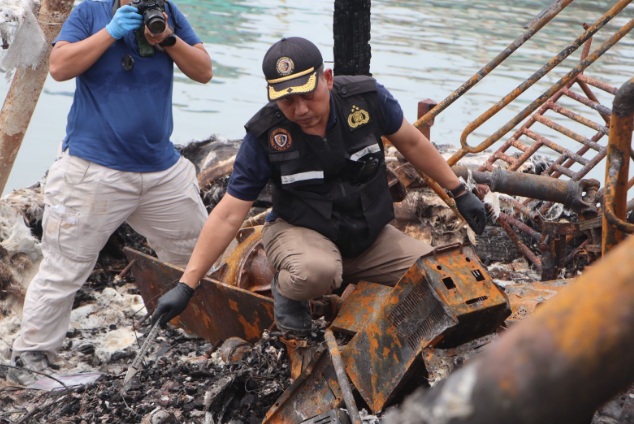 Tim Labfor Polda Jateng usut penyebab kebakaran kapal di Pelabuhan Kota Tegal Tim Labfor Polda Jateng usut penyebab kebakaran kapal di Pelabuhan Kota Tegal