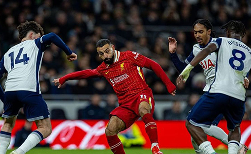 Liverpool unggul delapan poin di pucuk klasemen Liga Inggris Liverpool unggul delapan poin di pucuk klasemen Liga Inggris