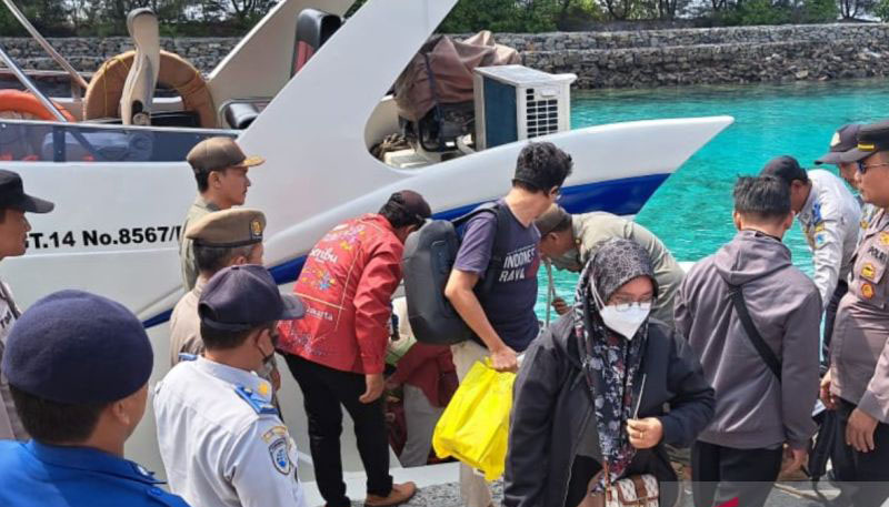 Ribuan wisatawan kunjungi Kepulauan Seribu jelang Natal dan tahun baru